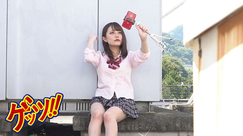 エロ妄想拗らせたJ系は全裸露出がお好き？「誰にも、バレませんように…。」と、セルフ露出を楽しんでいたのに、突然のキモ男乱入に逃げる術もなく…。