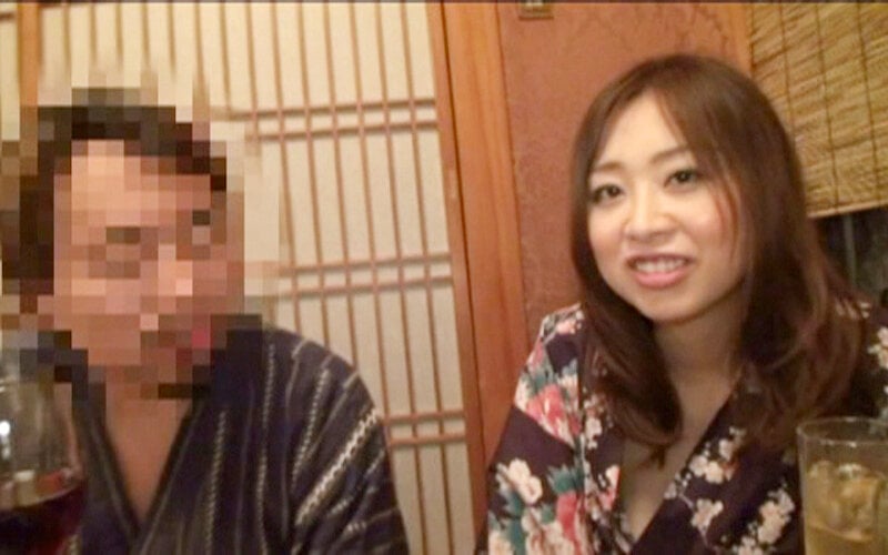 酔い潰してパコパコ生出し！昼飲みでベロ酔いした女を好き放題ヤル！泥●状態で性的欲望が爆発！酩酊ガチイキさせた！