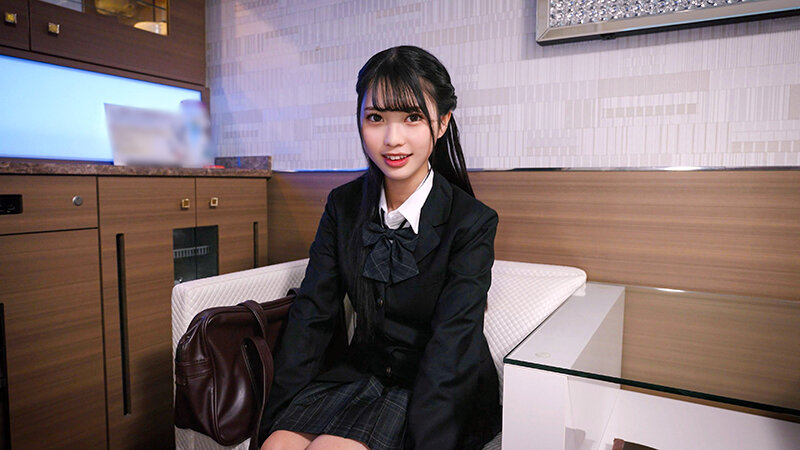 吹奏楽部と軽音部を兼任している超多忙ガール!!部活と部活の合間を縫って色んな男とSEXしまくるパワフル娘に大量中出し!!