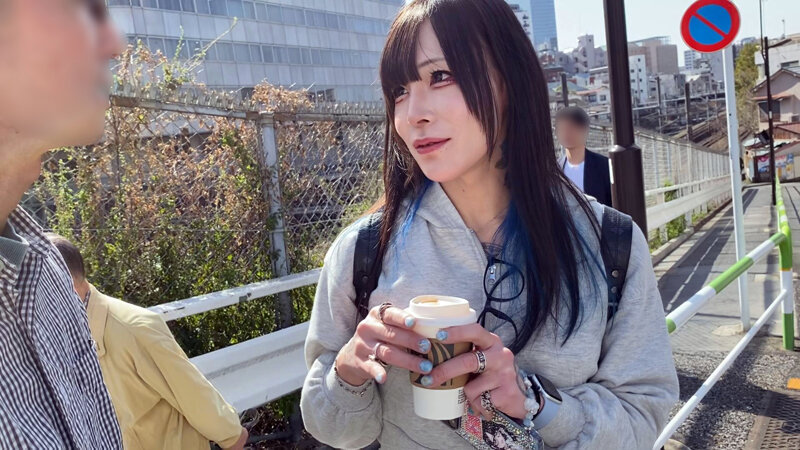 本領発揮 巨乳ギャルはオチ〇ポ付き!!