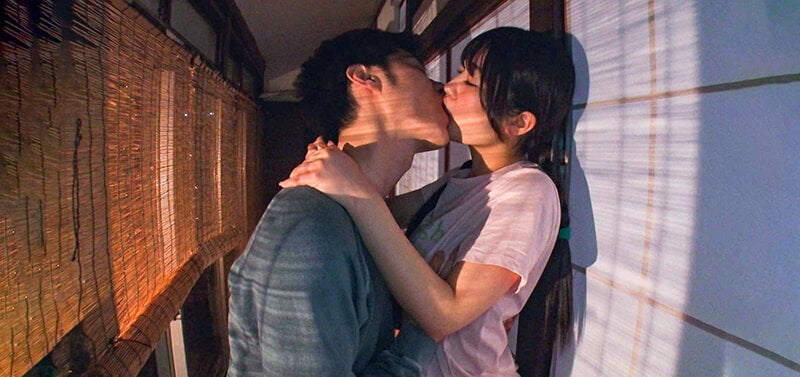 大学サークルで毎年恒例の古民宿住み込みアルバイトで…美人女将とバイト仲間の同級生と重ねた秘密の浮気SEX三角関係