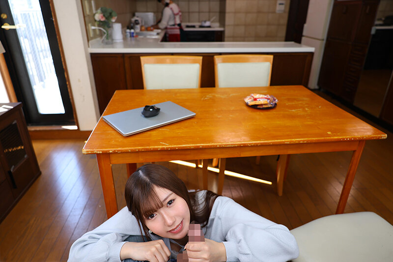 【VR】【8K VR】「お姉ちゃんのこと忘れて私のおま〇この事だけ考えて?」彼女の妹に囁き淫語で誘惑され何回も中出しさせてくる小悪魔妹 みゆ