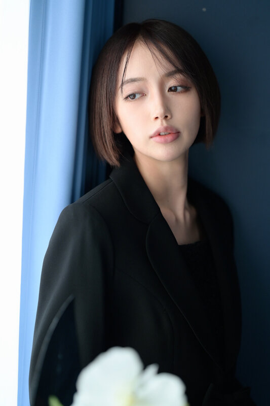 【VR】【同級生の喪服】10年ぶりに田舎に帰省して再会した幼馴染に不謹慎だけど欲情してしまいました…。 美咲かんな