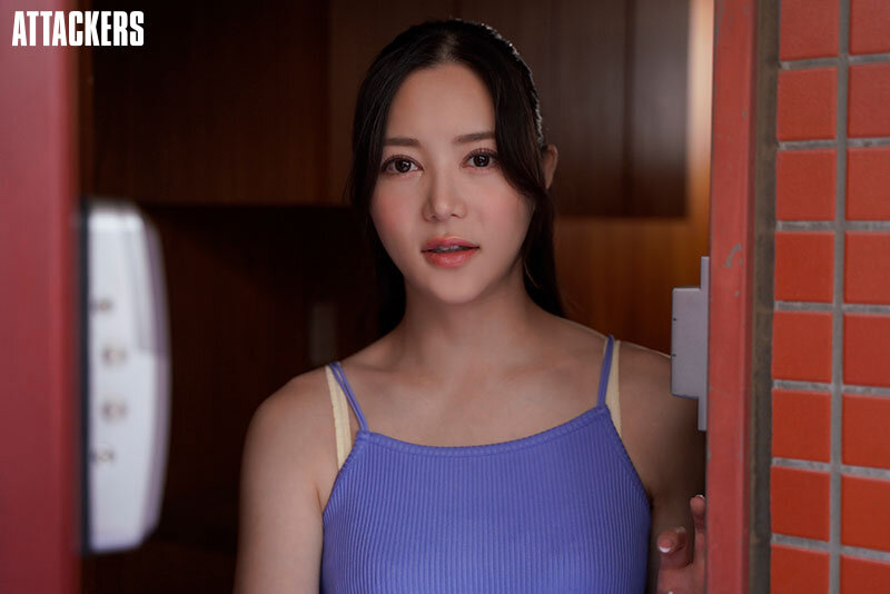 欲求不満な人妻と真昼間から汗だくになってヤリまくる。 白峰ミウ