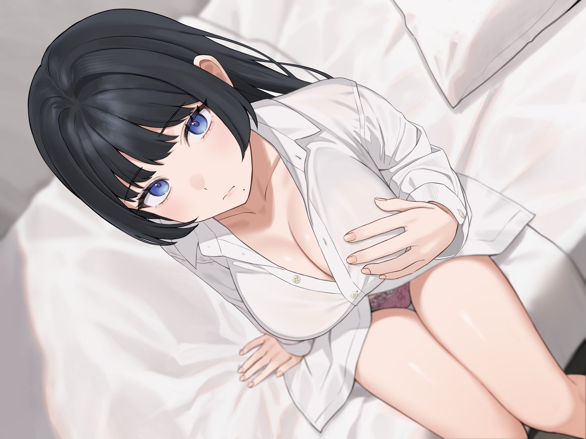 ウブで純白なクールダウナー彼女が、初エッチしてからというもの、 どんどん過剰なスキンシップをしてくる。